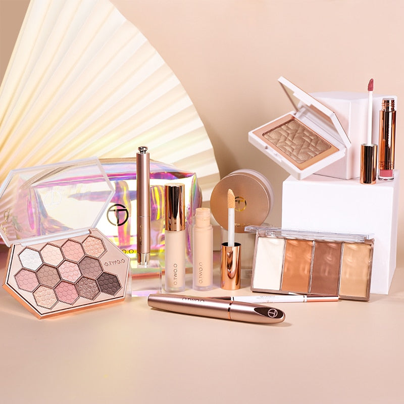 O.TWO.O Full Makeup Kit