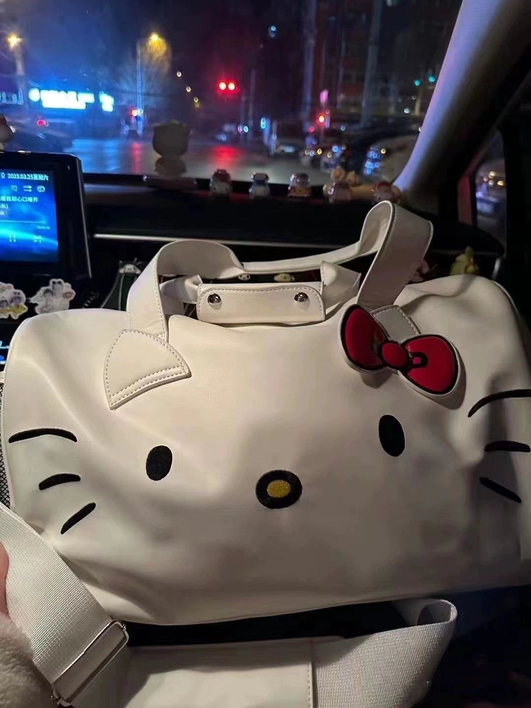 Hello Kitty Portable Fitness Bag